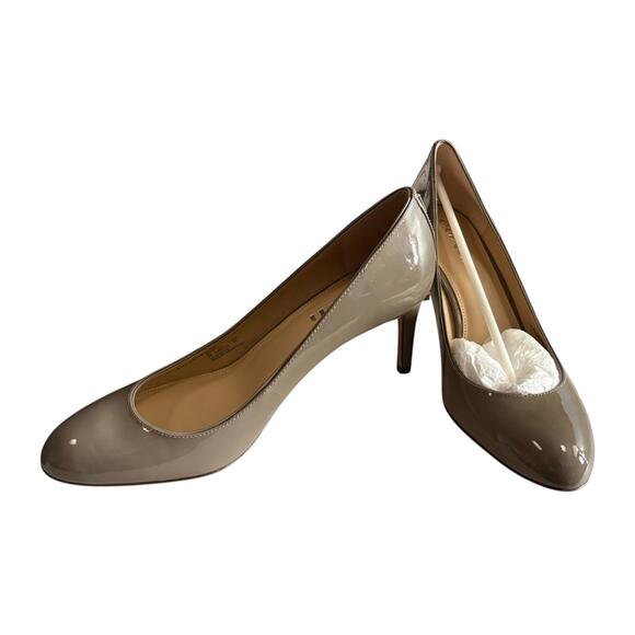 Coach Devon Patent Leather Pumps Fog Beige Women’s Size 8B Stiletto Heels - Picture 2 of 13
